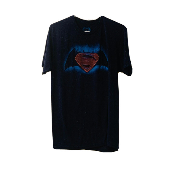 Batman VS Superman Dawn of Justice T-Shirt, Size L - Picture 1 of 6